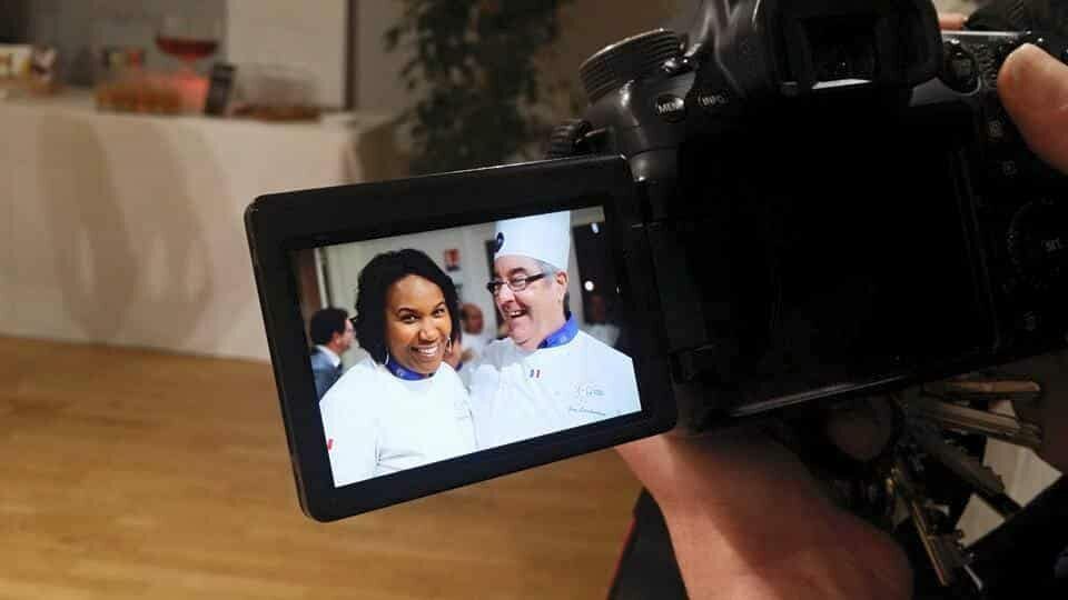 Caméra Filmage Chefs Professionnels Production Vidéo Événement Culinaire FlyinChef