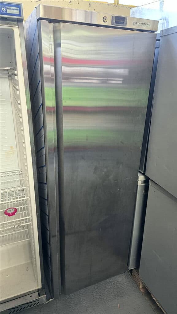 Armoire Froide Négative en location chez Flyin'Chef