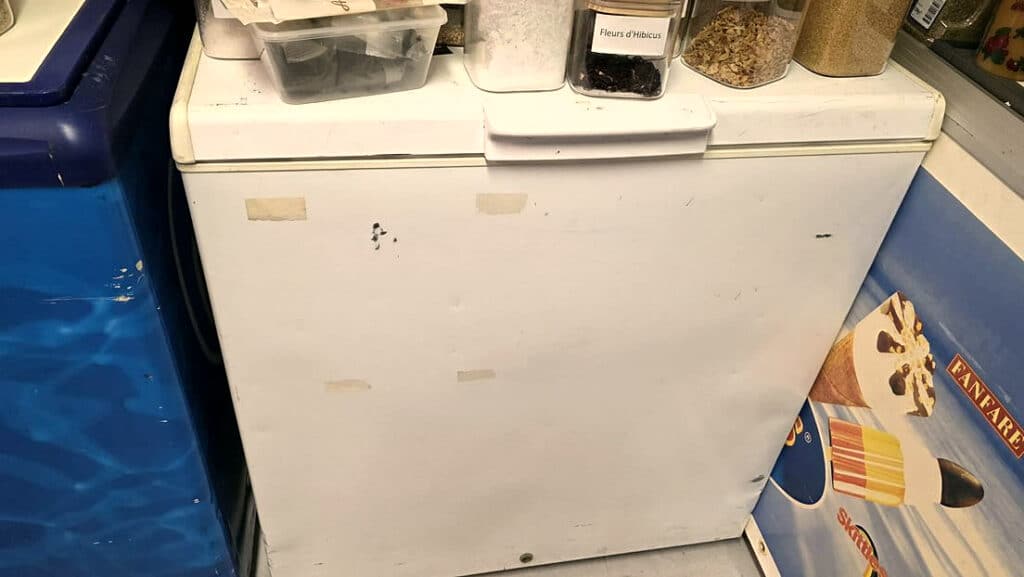 Congélateur Coffre 100 L en location chez Flyin'Chef