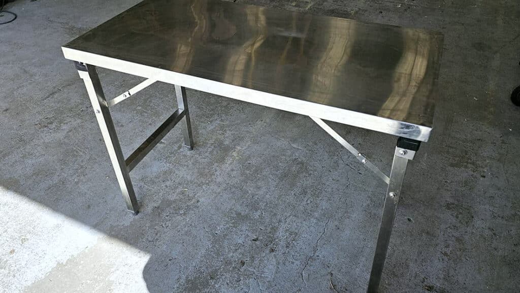Table Inox 120×60 en location chez Flyin'Chef