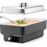 Chafing dish électrique en service avec un plat chaud maintenu au bain-marie