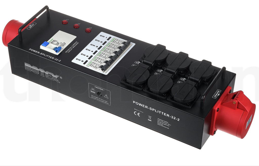Boitier de distribution CEE 32A en location chez Flyin'Chef